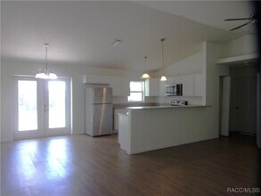 137 N Independence Hwy in Inverness, FL - Building Photo - Building Photo