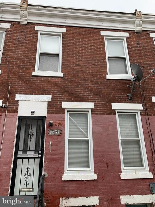 1529 S Stillman St in Philadelphia, PA - Foto de edificio