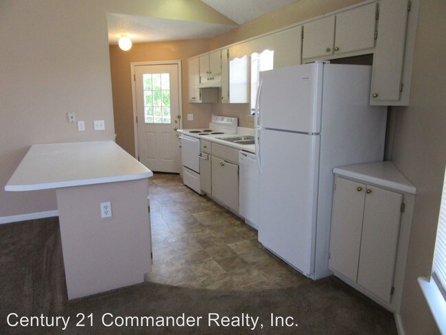 1401 Gulf Ave-Unit -#12 in Panama City, FL - Building Photo - Building Photo