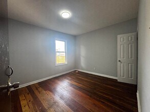 565 Ocean Ave in Jersey City, NJ - Building Photo - Building Photo