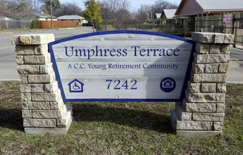 Umphress Terrace in Dallas, TX - Foto de edificio - Building Photo