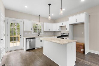 1173 Black Rock Rd in Clarksville, TN - Building Photo - Building Photo