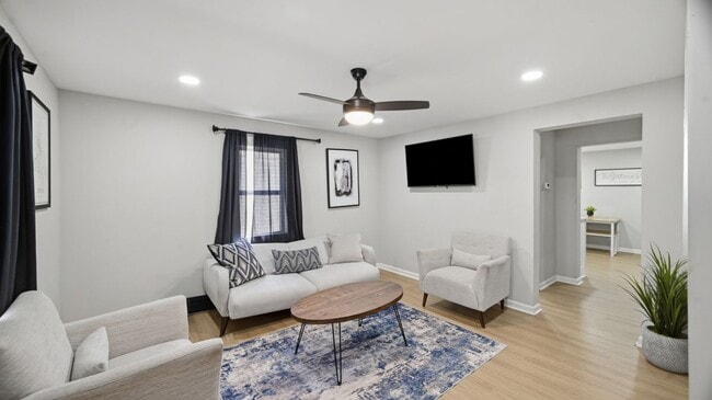property at 1208 Drew St