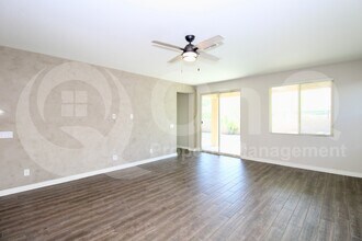 7711 S Reseda St in Gilbert, AZ - Building Photo - Building Photo