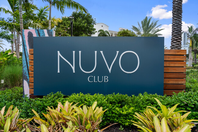 Nuvo- Boca Single Family Homes and Townhomes in Boca Raton, FL - Building Photo - Building Photo