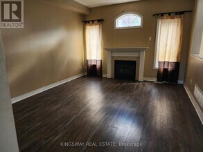 65 Pefferlaw Cir in Brampton, ON - Building Photo - Building Photo