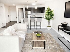 Meadowbrooke Apartment Homes in Grand Rapids, MI - Building Photo