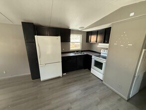 719 Barren Hollow Rd in Hurricane Mills, TN - Building Photo - Building Photo