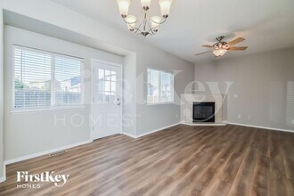 2456 Pinyon Jay Dr in Colorado Springs, CO - Foto de edificio - Building Photo