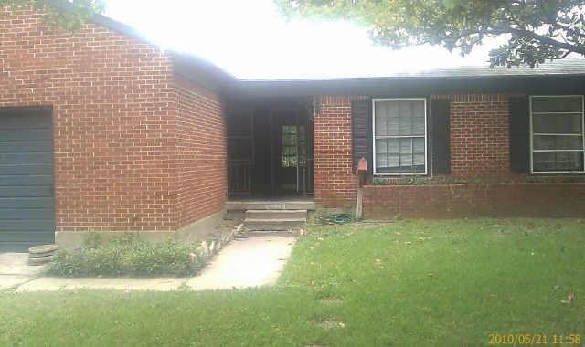 2319 Glengariff Dr in Dallas, TX - Building Photo - Building Photo