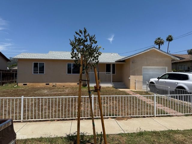 property at 930 Goldenrod St