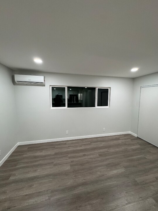 5808 Tujunga Ave in Los Angeles, CA - Building Photo