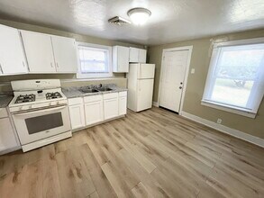 5464 Orange St in Indianapolis, IN - Building Photo - Building Photo