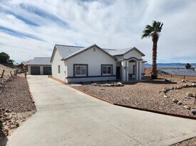 2036 E Primavera Ln in Fort Mohave, AZ - Building Photo
