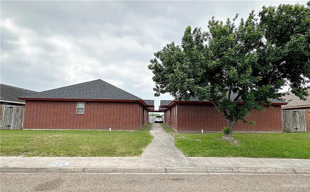 2716 Presidio Dr in Edinburg, TX - Building Photo