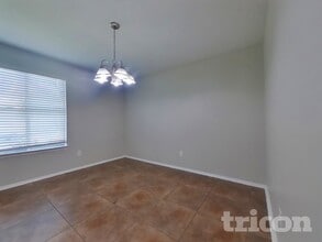 11451 Stoughton Dr in Houston, TX - Building Photo - Building Photo