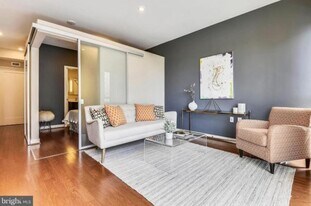 1320 Fenwick Ln, Unit 610 in Silver Spring, MD - Building Photo