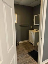 21 High St in Claremont, NH - Foto de edificio - Building Photo