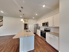 2518 Sunrise Ct in Tavares, FL - Building Photo - Building Photo