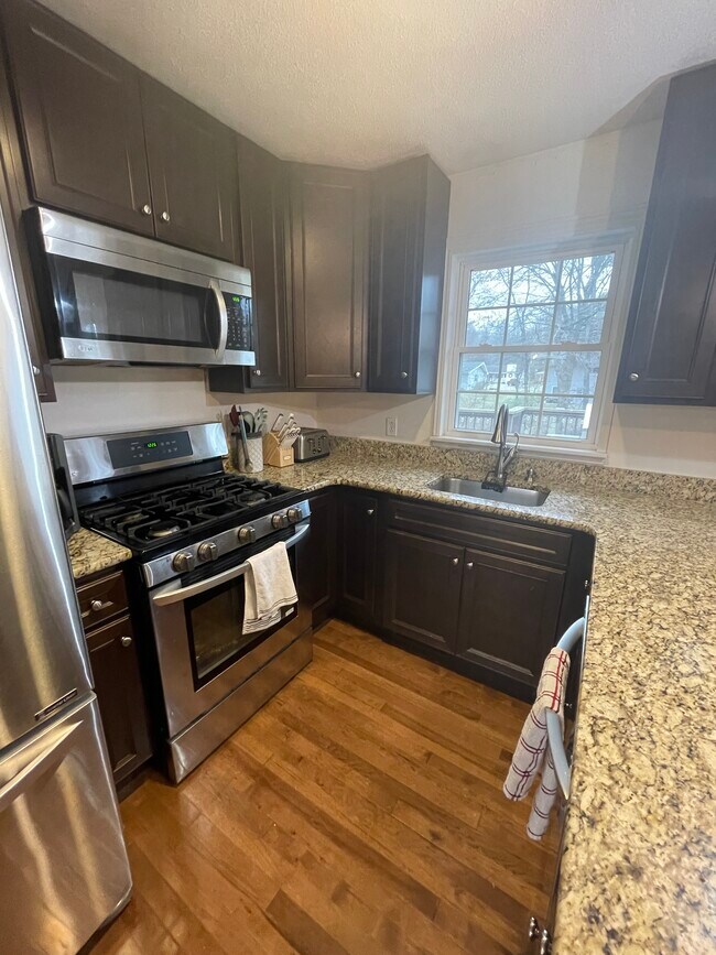 1009 E Grove Ave Rentals in Effingham, IL