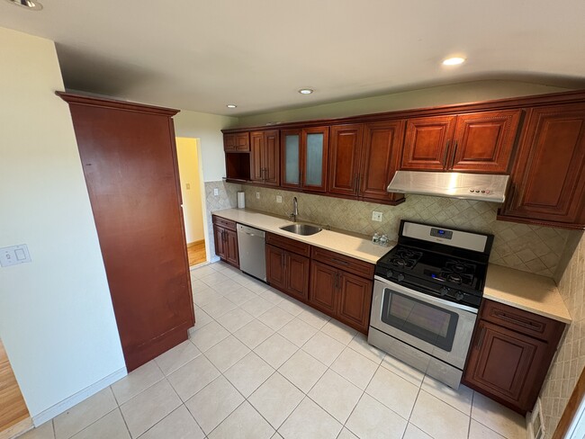 property at 21 Rita Cres