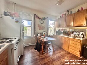 52 Dustin St, Unit 1 in Boston, MA - Building Photo - Building Photo