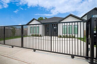 6521 Madrid St in Houston, TX - Building Photo - Building Photo