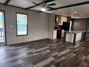 1269 N Adkins Hill Rd in Norman, OK - Foto de edificio - Building Photo