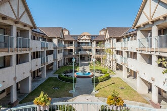 Rose Gardens Apartments in Westminster, CA - Building Photo - Building Photo