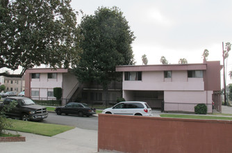 Andrews Manor in Los Angeles, CA - Building Photo - Building Photo