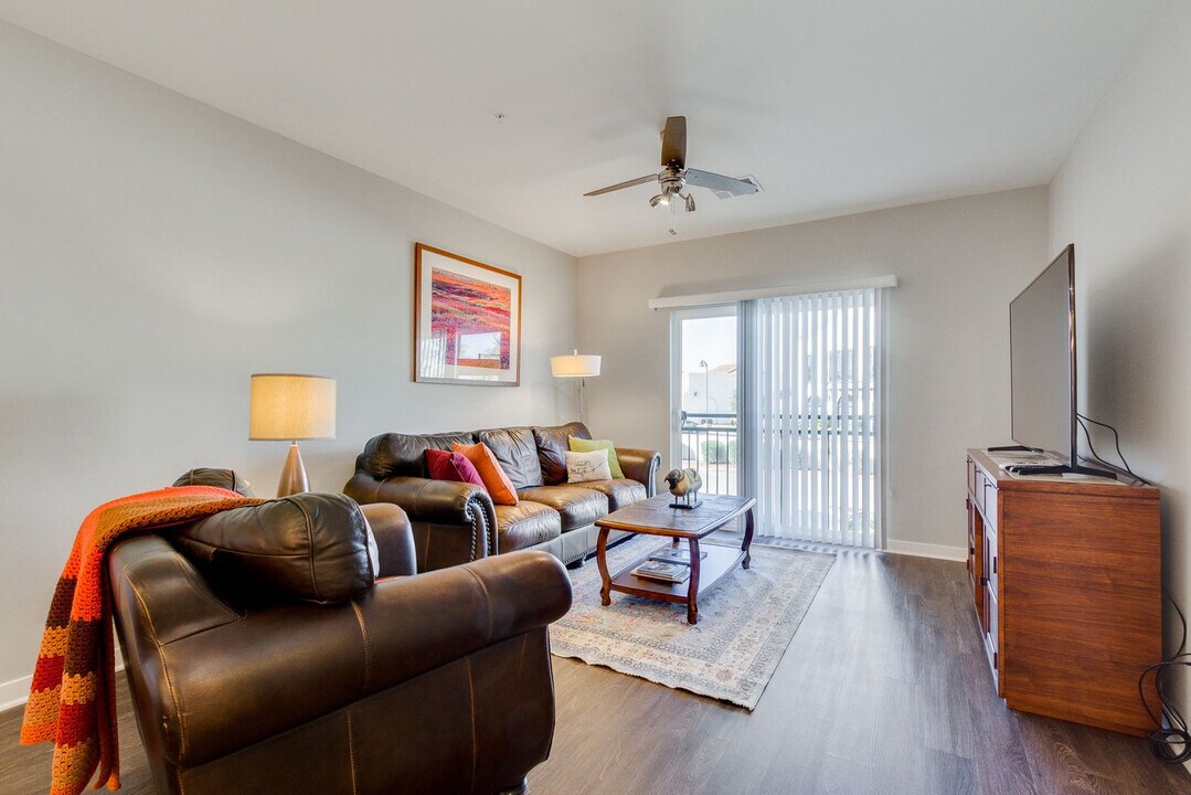 2511 W Queen Creek Rd in Chandler, AZ - Building Photo