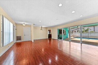 10332 Dorchester Dr in Boca Raton, FL - Building Photo - Building Photo