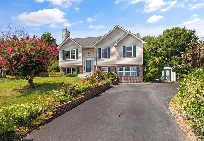 property at 5764 Ralston Ct