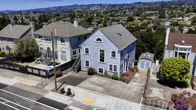 900 MacArthur Blvd, Unit B in Oakland, CA - Foto de edificio - Building Photo