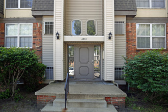 Lourdes Commons in Sylvania, OH - Building Photo - Building Photo