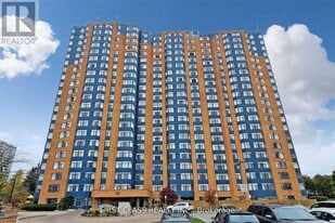 88 Alton Towers Cir in Toronto, ON - Building Photo