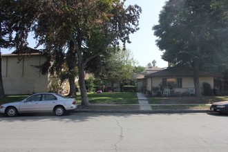 435-440 Sandia Ave in La Puente, CA - Building Photo - Building Photo