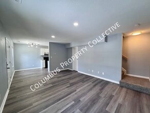 3285 E Mound St in Columbus, OH - Building Photo - Building Photo