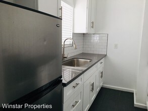 250 Loma Dr in Los Angeles, CA - Building Photo - Building Photo