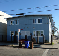 400 Bissell Ave in Richmond, CA - Building Photo - Building Photo