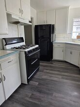 545 W Hedges Ave, Unit 545 in Fresno, CA - Foto de edificio - Building Photo