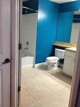 9845 Baywinds Blvd in West Palm Beach, FL - Building Photo - Building Photo