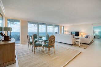 340 S Ocean Blvd in Palm Beach, FL - Building Photo - Building Photo