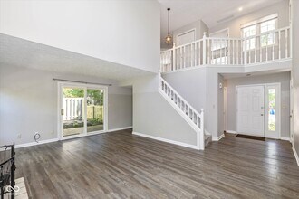 10838 Geist Woods Ln in Indianapolis, IN - Building Photo - Building Photo