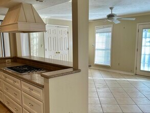 5659 Lymbar Dr in Houston, TX - Building Photo - Building Photo