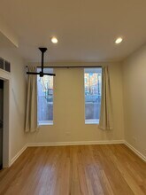 1329 W 19th St, Unit Apt 1 in Chicago, IL - Building Photo - Building Photo