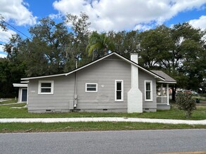 1040 E Carolina Ave in DeLand, FL - Building Photo - Building Photo