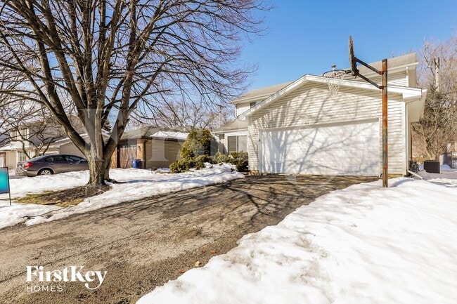 1143 Greensfield Dr in Naperville, IL - Building Photo - Building Photo