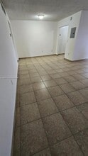 690 NE 123rd St in North Miami, FL - Building Photo - Building Photo