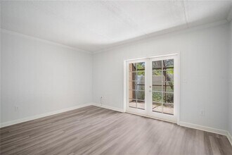 5305 San Sebastian Ct in Tampa, FL - Building Photo - Building Photo